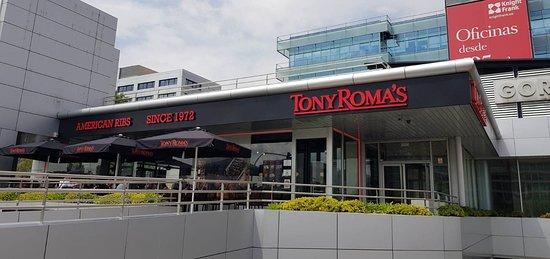 Tony Roma's
